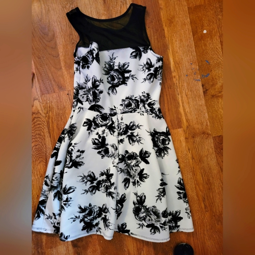 Black And White Formal Dress
